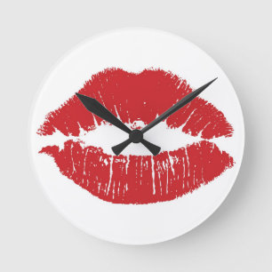 Ronde Horloge rouge de lèvres