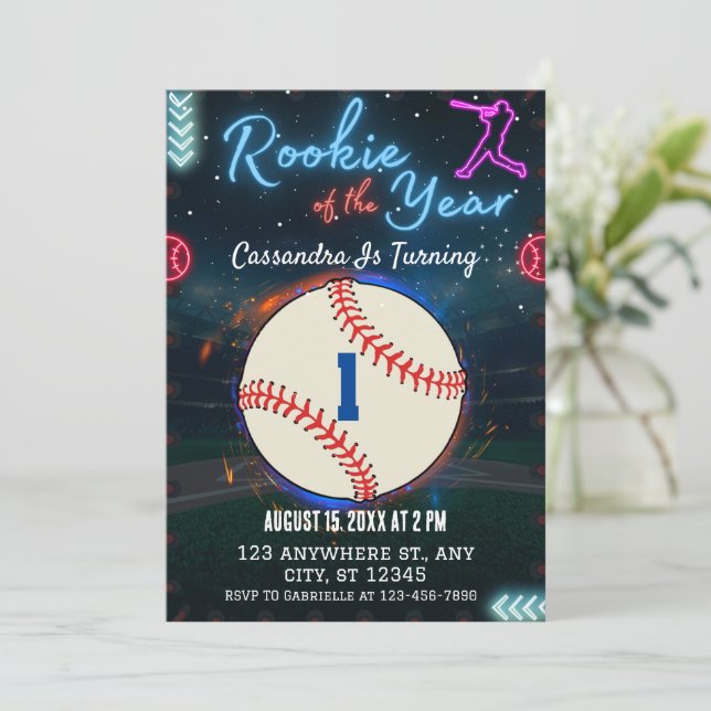 Rookie de l'année 1er Anniversaire Fête Invitation (Debout devant)