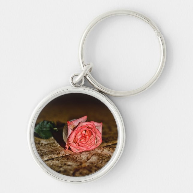 Rose Close-Up key chain (Front)