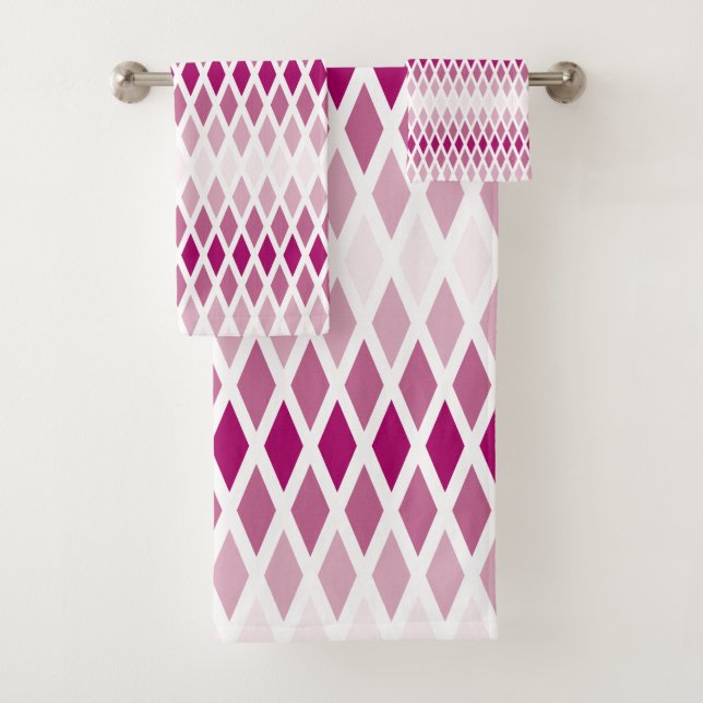 Rose Diamond Ombre Bath Towel Set (Insitu)