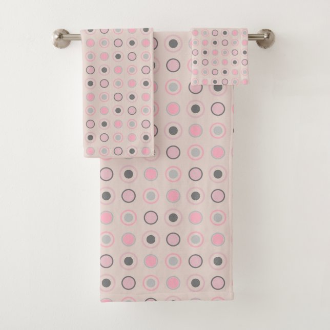 Rose, gris et blanc (En situation)