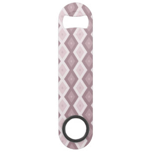 Rose quartz pink diamond pattern bar key