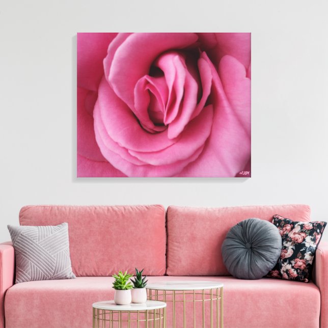 Rose Queen Romance Stretched Canvas Print (Insitu(LivingRoom))