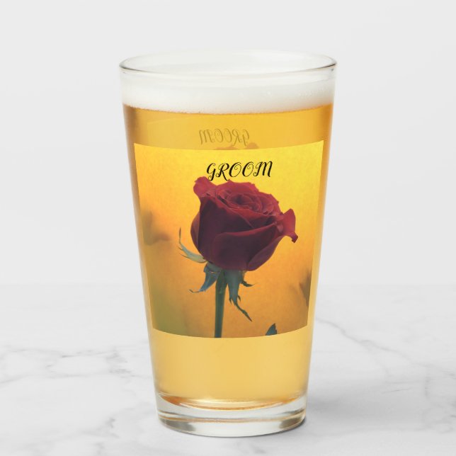 Rose rouge avec verre Mariage jaune (Devant (rempli))