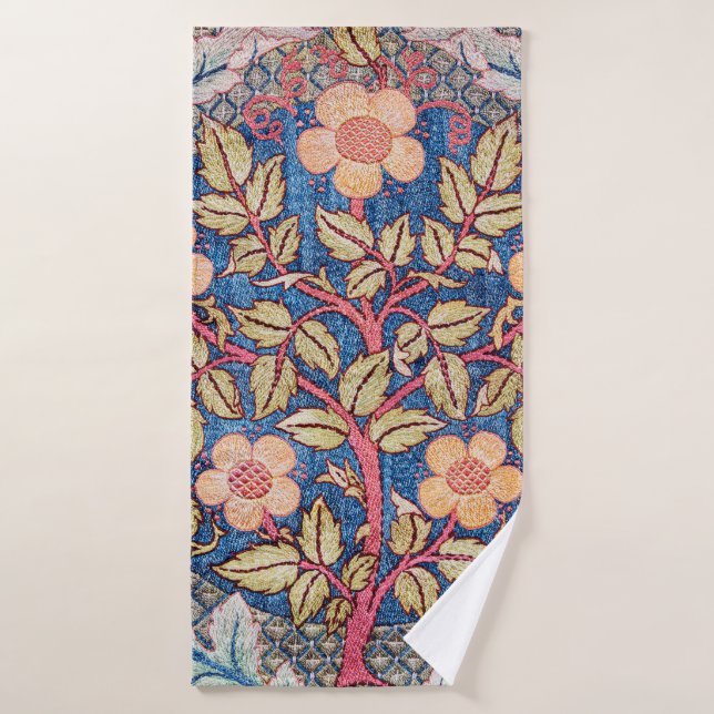 Rose Wreath, William Morris Bath Towel (Bath Towel)