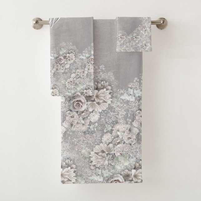 Roses blancs antiques avec (ou sans) votre (En situation)