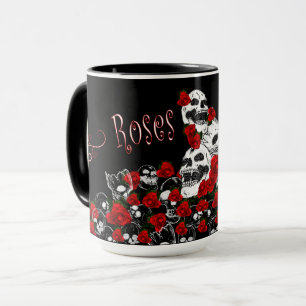 Roses et crânes noirs et tasse rouge, féminine