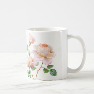 Roses roses sur la tasse