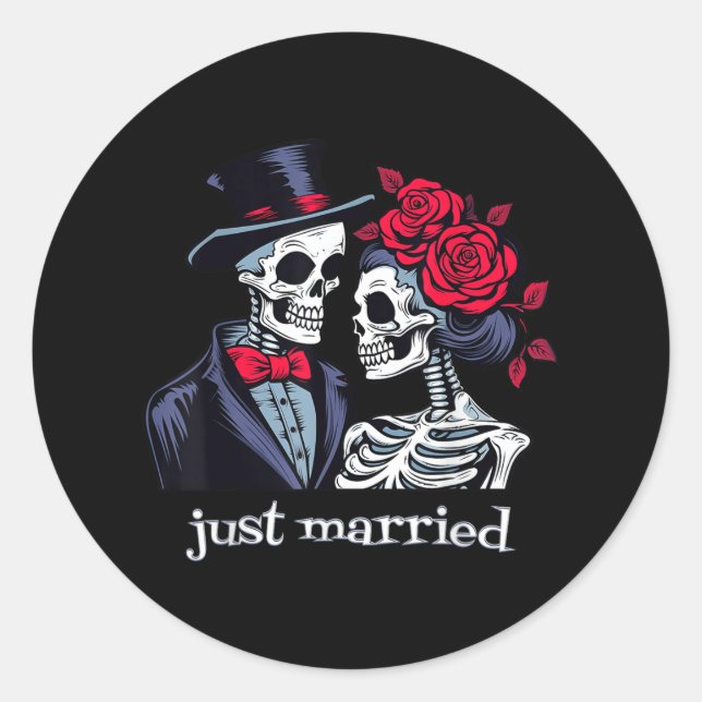Roses Skeleton Bride &amp; Groom, Just Married Elo Classic Round Sticker (Front)