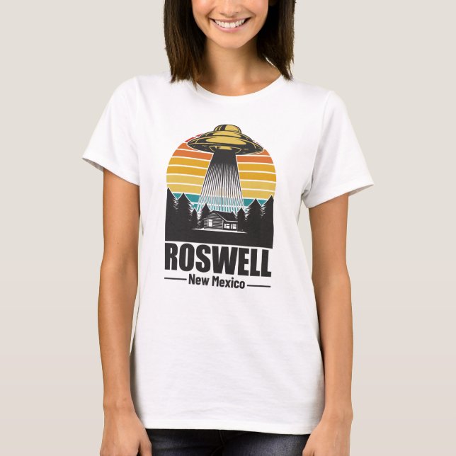 Roswell New Mexico Funny Alien UFO Gift T-Shirt (Front)