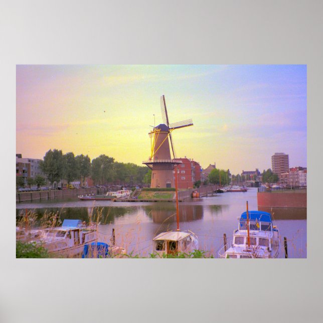 Rotterdam, Schiedam windmill and old harbour Poster (Front)