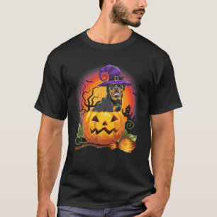 Rottweiler Witch Pumpkin Halloween Dog Lover T-Shirt