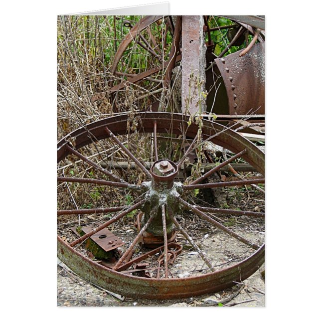 Roues rouillées dans un pile bourré (Devant)