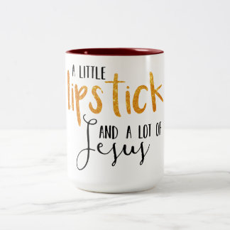 Rouge à lèvres et tasse de café de Jésus
