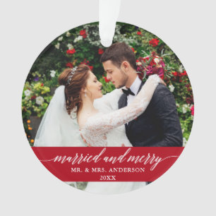 Rouge calligraphie Mariage marié et joyeux