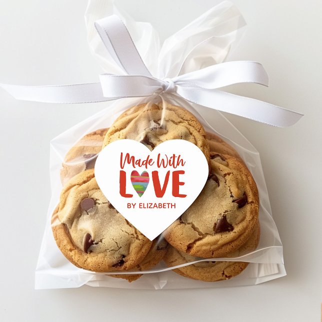 Rouge Fabriqué Avec Un Sticker Coeur D'Amour (A cute made with love heart shaped sticker. Cute for the Christmas Holidays.)