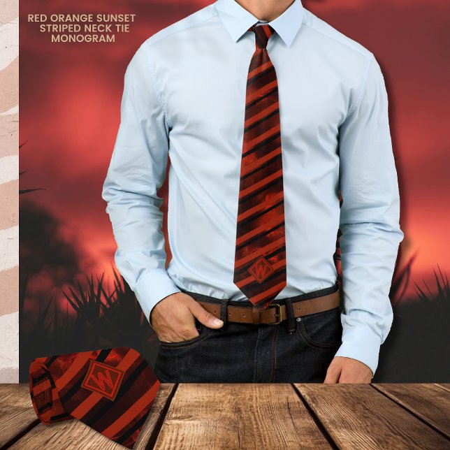 Rouge Orange Sunset Novelty Strity Cravate (Red Orange Sunset Novelty Striped Neck Tie)