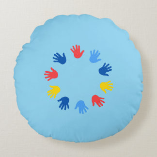Round Almofada (40.64cm) Hands Pillow