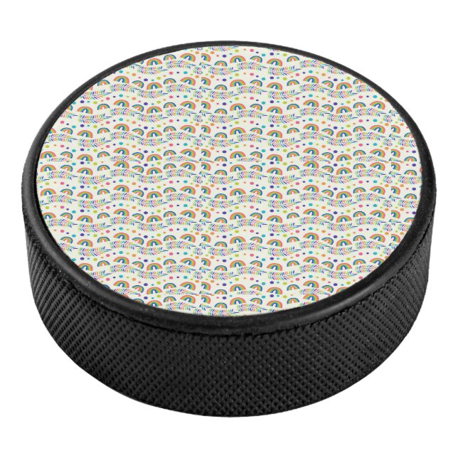 Round car accessory with a cheerful rainbow  (3/4/2016 12:00:00 AM)