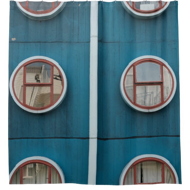 Round gray glass windows close-up photo (Front)