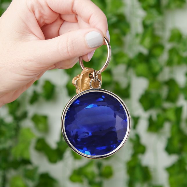 Round Sapphire Keychain (Hand)