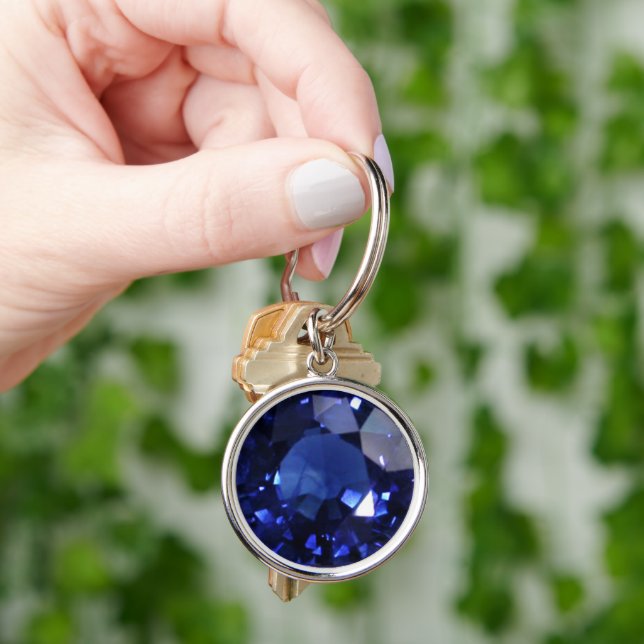 Round Sapphire Keychain (Hand)