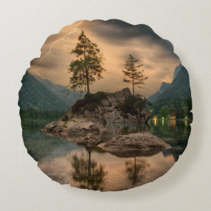 Round Throw Pillow (16")