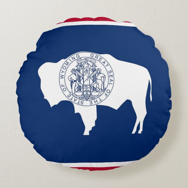 Round Throw Pillow with flag of Wyoming, USA (Front)