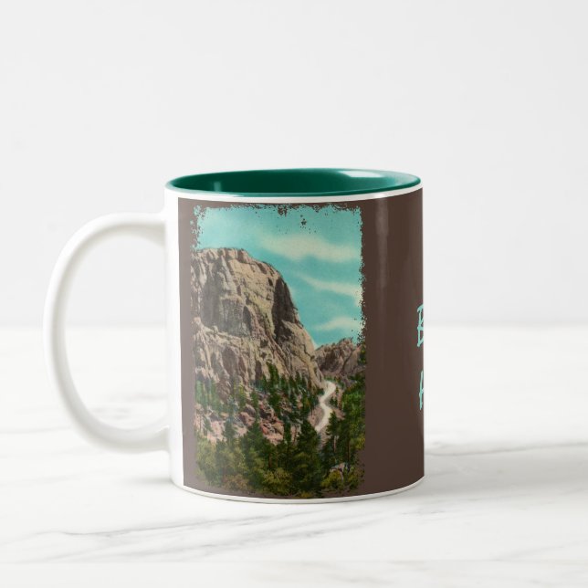 Route vers Mt. Rushmore Coffee Mug (Gauche)