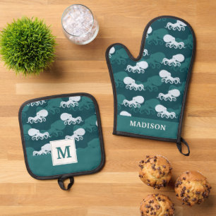 Rows Of Octopus Pattern Oven Mitt & Pot Holder Set