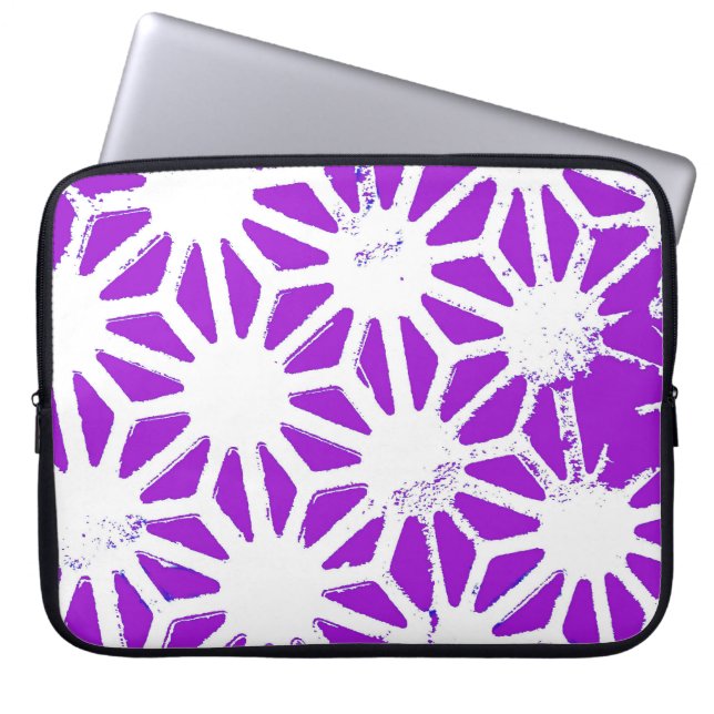 Royal purple geometric pattern laptop sleeve (Front)