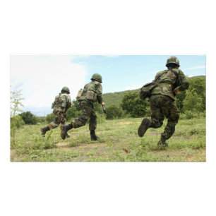 Royal Thai Marines rush forward to secure the s Photo Print