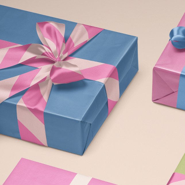 Ruban En Satin Bonbons rose sur large bande (candy pink and blush pink wide angled stripes patterned ribbon for gift wrapping and crafts)