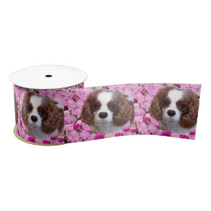 Ruban En Satin Cavalier King Charles Spaniel Peonies
