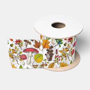 Ruban En Satin Champignons d'automne, feuilles, noix et baies sur