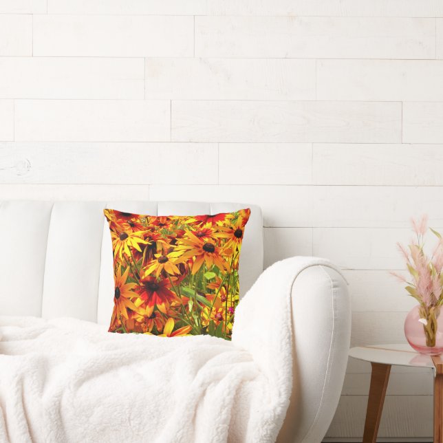 RUDBECKIA FLOWERS   THROW PILLOW (Couch)