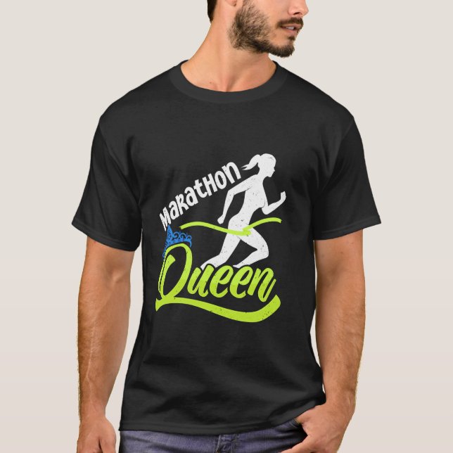 Runner MARATHON QUEEN Running Funny Marathon T-Shirt (Front)