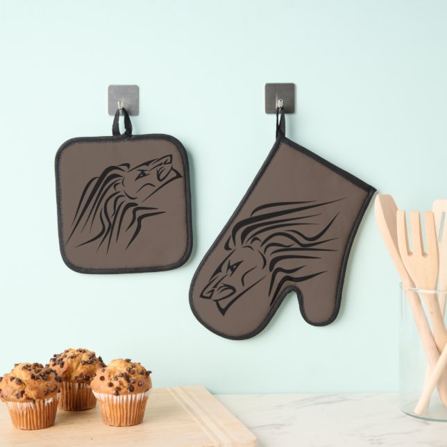 Running Lion Oven Mitt & Pot Holder Set (Insitu(Hanging))