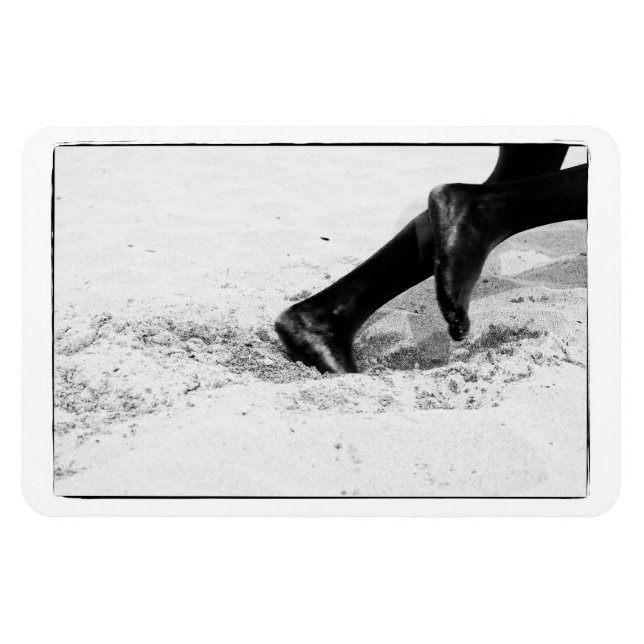 running out of sand magnet (Horizontal)