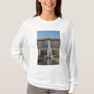 Russia, Saint Petersburg, Peterhof, Grand Palace T-Shirt