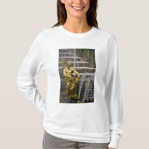 Russia, St. Petersburg, Peterhoff (aka 3 T-Shirt