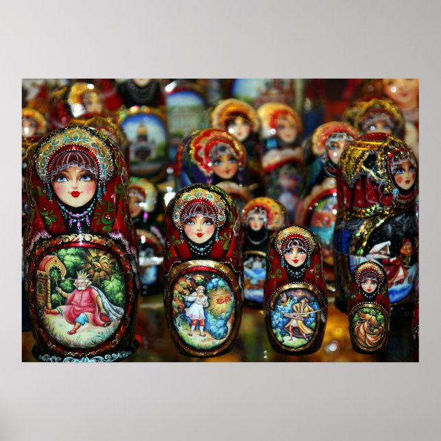 Russian Dolls Poster (Front)