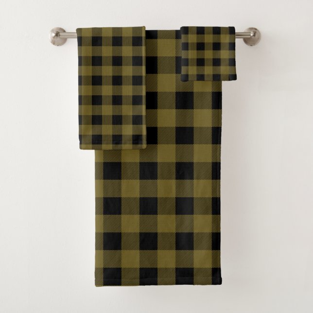 Rustic Buffalo Plaid | Green and Black Checks | Bath Towel Set (Insitu)