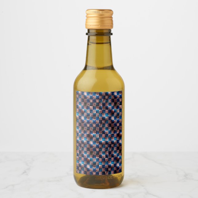 Rustic chess in the form of crossed scratches wine label (Front)