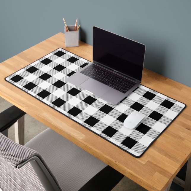 rustic farmhouse chic black and white plaid desk mat (Office 2)