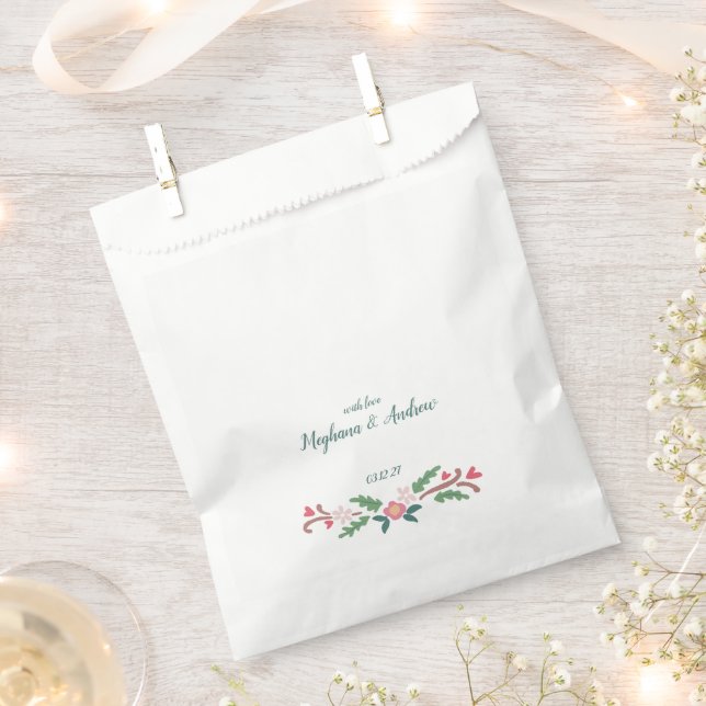 Rustic Floral Crest with Monogram Favour Bag (Clipped)