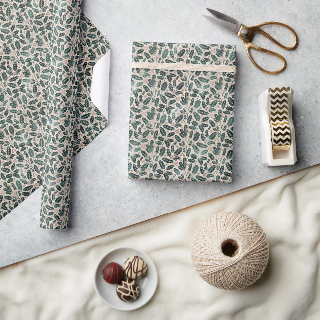 Rustic Holly Christmas Wrapping Paper (Crafts)