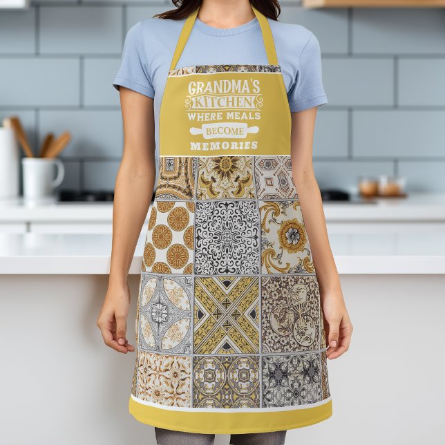 Rustic Pattern Grandma Meals Become Memories Apron (Creator Uploaded)