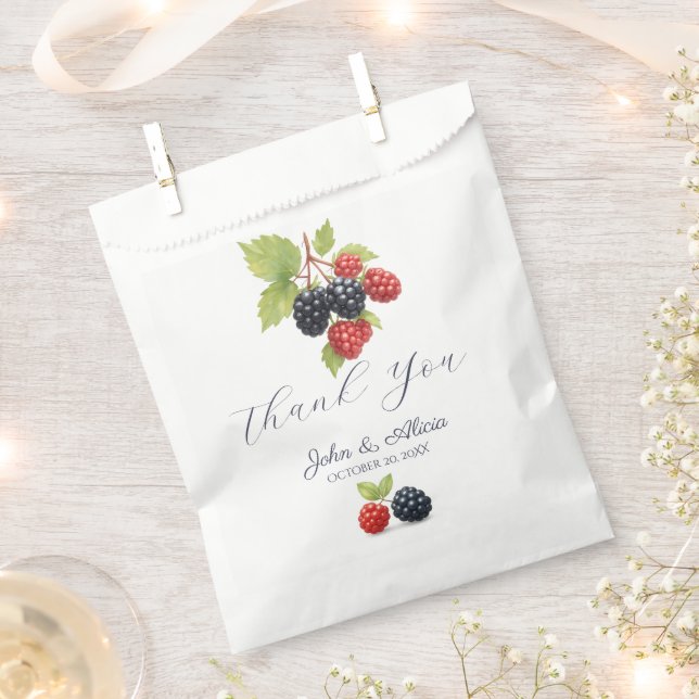 Rustic Romantic Autumn Berry Wedding  Favour Bag (Clipped)