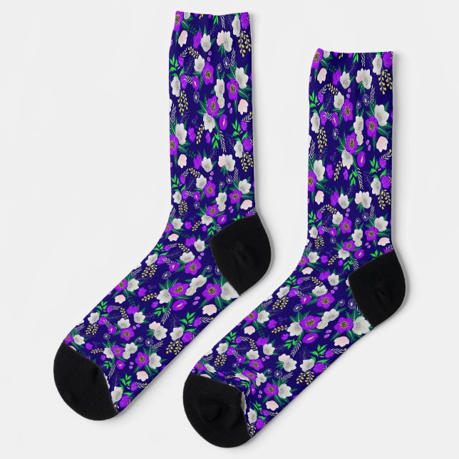 Rustic Spring Pansy Flowers Bouquet Socks (Left)
